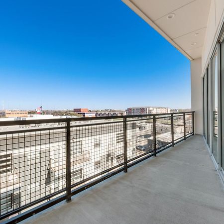Snazzy Loft Style 2Br I Gym I Parking I Workspace Dallas Exteriör bild